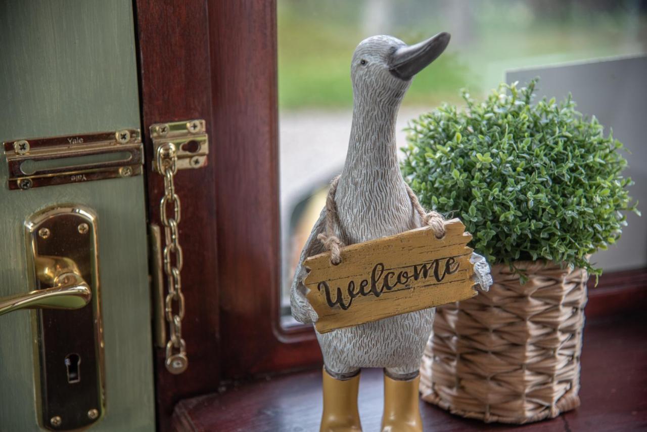 Innes House Bed & Breakfast Acharacle Bagian luar foto